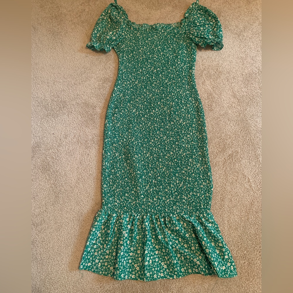 Pretty garden dress (from Amazon).